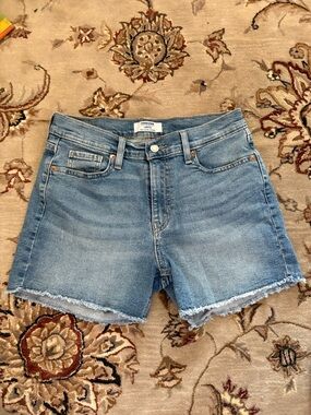 Denizen from Levi's Light Blue Denim 90s Loose Shorts